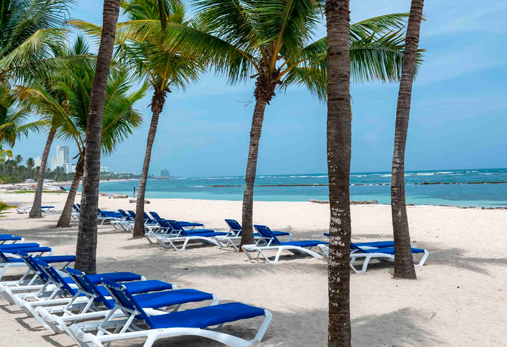 Playa de Juan Dolio, frente al Coral Costa Caribe Resort en República Dominicana