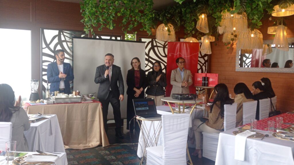 Capacitación Maxitravel agentes de viajes Ecuador